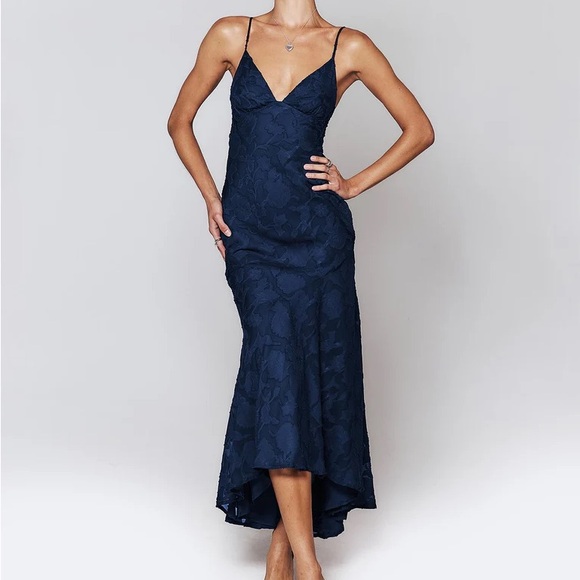 Princess Polly CYRENE MAXI DRESS NAVY - Picture 3 of 12